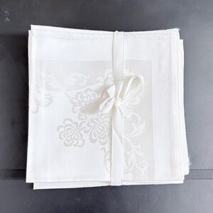 SET OF 6 JAPANESE VINTAGE NAPKINS - Off White - Brand New! - Floral